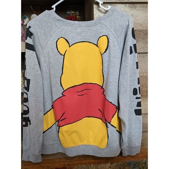 Vintage Winnie the Pooh Sweater Size XL - Picture 2 of 12